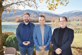 Κοινή δήλωση Δημάρχων Π. Νάνου, Α. Στεργίου και Αλ. Καρδαμπίκη: "Σώθηκε η Νιάλα από τα αιολικά - Ο αγώνας συνεχίζεται για τα Άγραφα συνολικά"