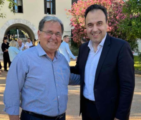 Δήμος Λίμνης Πλαστήρα: Συνάντηση Νάνου – Παπαστεργίου για τα έργα ψηφιακού μετασχηματισμού