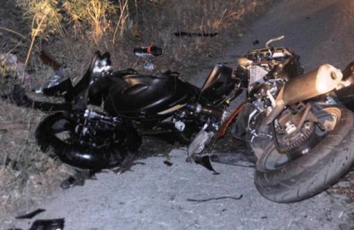Λαμία: Σε κρίσιμη κατάσταση 19χρονος που είχε τροχαίο με μηχανή