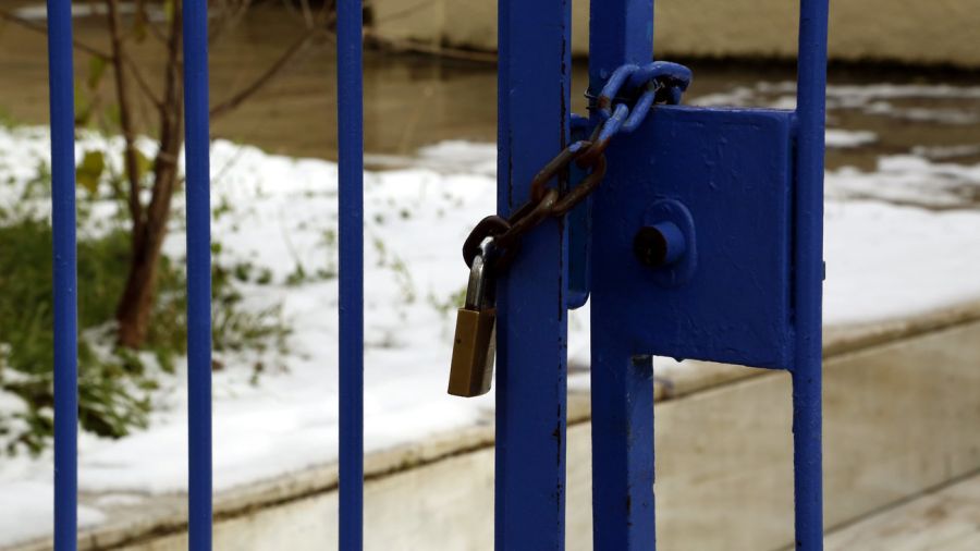Δεν λειτούργησαν τα σχολεία Πρωτοβάθμιας Εκπαίδευσης σε Ρεντίνα, Ανάβρα και Λεοντάρι