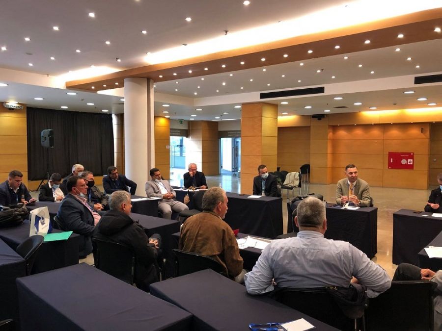 Τη σύσταση ειδικής αυτοτελούς επιτροπής για την ανάπτυξη των ΑΠΕ ζητούν 31 Δήμαρχοι