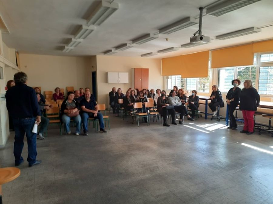 Γενικό Λύκειο Παλαμά: "Πρώτη παιδαγωγική συνάντηση - ενημέρωση γονέων για τη φετινή σχολική χρονιά"