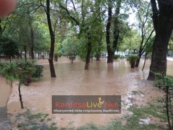 Νέες εικόνες από την πλημμυρισμένη Καρδίτσα (+Φώτο +Βίντεο)