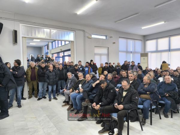 «Ναι» στο διάλογο με τον Πρωθυπουργό, ανοιχτούς δρόμους και τα τρακτέρ στα μπλόκα αποφάσισε η ΠΕΜ στον Παλαμά (+Βίντεο)