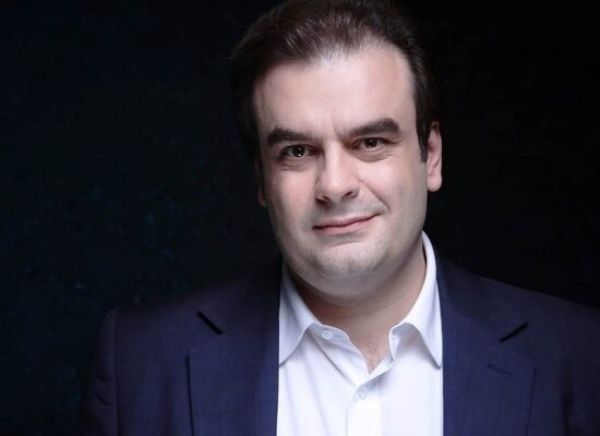 Πιερρακάκης: Νέο μάθημα οικονομίας στην Α΄ Λυκείου από τον Σεπτέμβριο του 2025