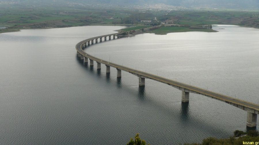 Απαγόρευση κυκλοφορίας οχημάτων άνω των 3,5 τόνων στην Υψηλή Γέφυρα Σερβίων - Γίνονται εργασίες για την επιδιόρθωση ρωγμών