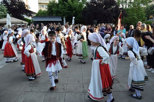 Ο Λαογραφικός Χορευτικός Όμιλος «Καραγκούνα»: Θύμα του κορονοϊού και η 29η Πολιτιστική Συνάντηση Παιδιών