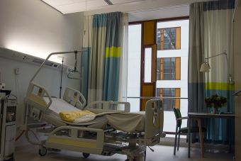 Κορονοϊός: Κατέληξε 79χρονος - 19 οι νεκροί από το γηροκομείο στο Ασβεστοχώρι