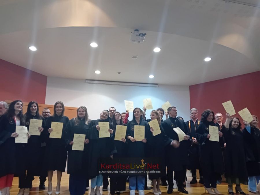 Τμήμα Δ.Ε.ΞΥ.Σ.: Ορκίστηκαν 11 απόφοιτοι των Προγραμμάτων Μεταπτυχιακών Σπουδών και 12 νέοι πτυχιούχοι (+Φωτο +Βίντεο)