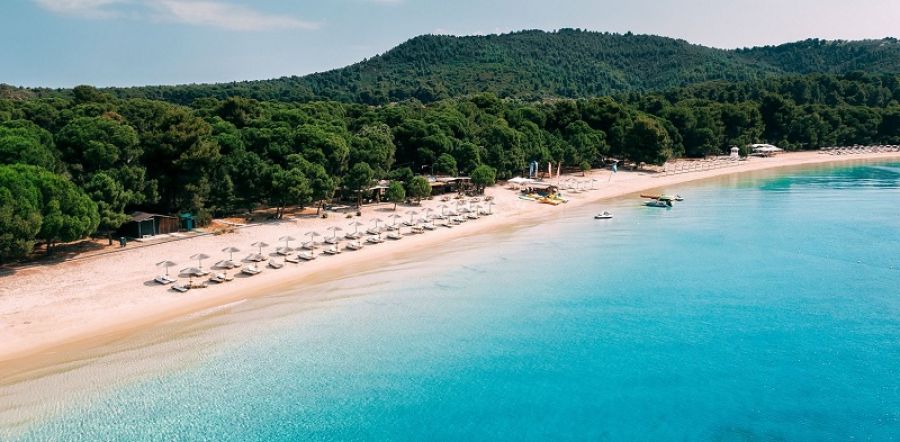 Πάρος και Σκιάθος στην κορυφή των επιλογών των Καρδιτσιωτών για διακοπές