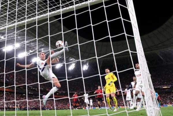Στο Λονδίνο το τρόπαιο του Europa League!