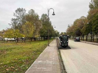 Εργασίες καθαρισμού και κλαδεμάτων στο Αγναντερό