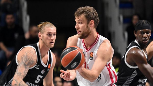 Euroleague: ...Ξεμούδιασμα του Ολυμπιακού στο Βελιγράδι