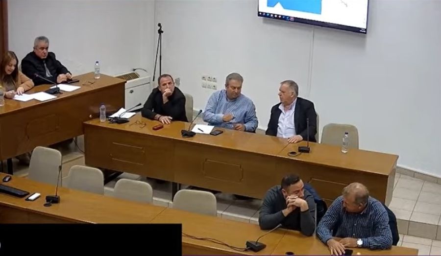 Δήμος Σοφάδων: Κυριαρχεί στον πληθυσμό η ηλικιακή ομάδα 75+ ετών – υψηλότερος ο δείκτης γήρανσης στις γυναίκες