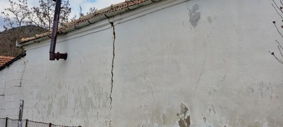 Σεισμός Μαρτίου 2021: Σε κοντέινερ μαθητές στο Δήμο Παλαμά, ένα χρόνο μετά το φαινόμενο
