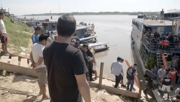 Περού: Αυτόχθονες κρατούν κι άλλο πλοίο σε ένδειξη διαμαρτυρίας για τη διαρροή αργού