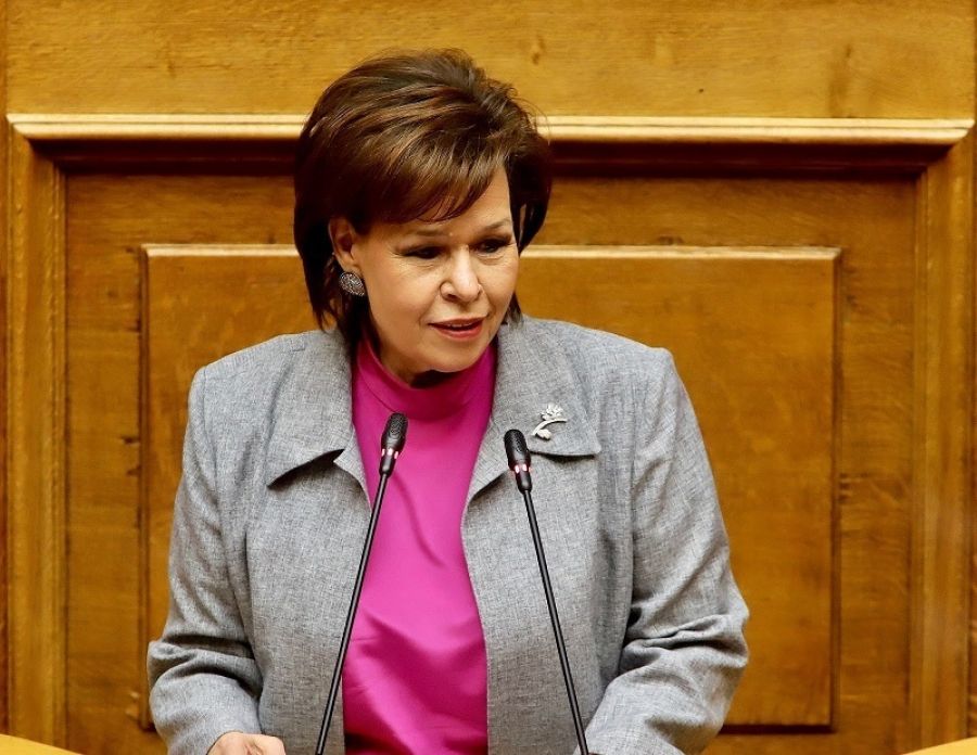Ασημίνα Σκόνδρα: "Ο Γαλάζιος Πυρσός φωτίζει το μέλλον της πατρίδας"