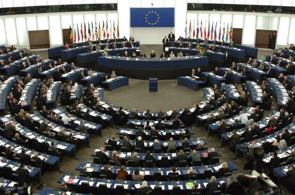 Ευρωεκλογές 2024: Ευρωπαϊκό Κοινοβούλιο – Πώς λειτουργεί… Οι έδρες, οι πολιτικές ομάδες, οι επιτροπές, η παραγωγή νομοθετικού έργου