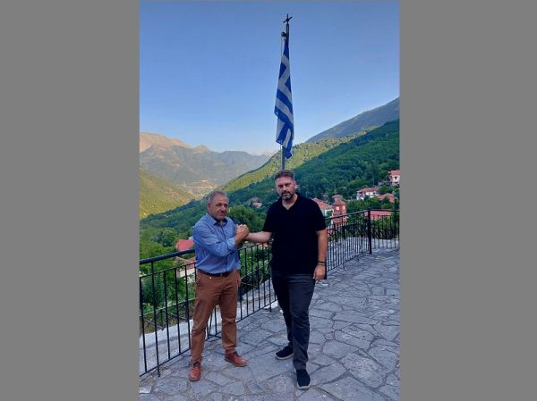 Ανακοίνωση της εκ νέου υποψηφιότητας του Μπάμπη Πούλιου με το Δήμαρχο Αργιθέας Ανδρέα Στεργίου
