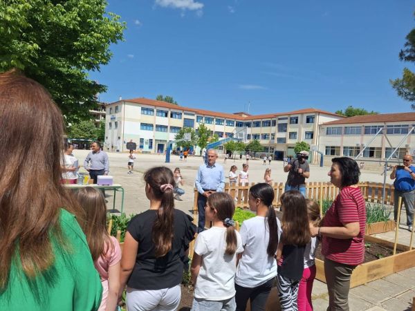 Υλοποίηση Δράσεων 5ο Δ.Σ. Καρδίτσας προγράμματος «Σχολικοί Κήποι»