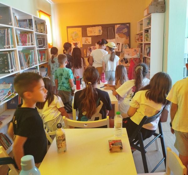 Παιδικές Βιβλιοθήκες Δήμου Καρδίτσας: «Βιβλία, παράθυρα ανοιχτά» Καλοκαιρινή Εκστρατεία Ανάγνωσης και Δημιουργικότητας 2026