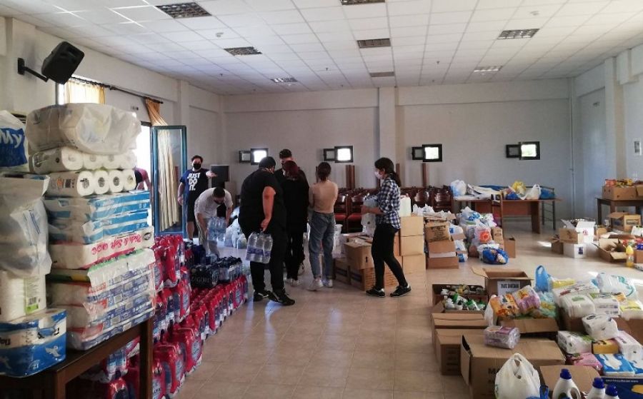 "Καραβάνι" αλληλεγγύης από τα Τρίκαλα στους πληγέντες από τον "Ιανό" της Π.Ε. Καρδίτσας