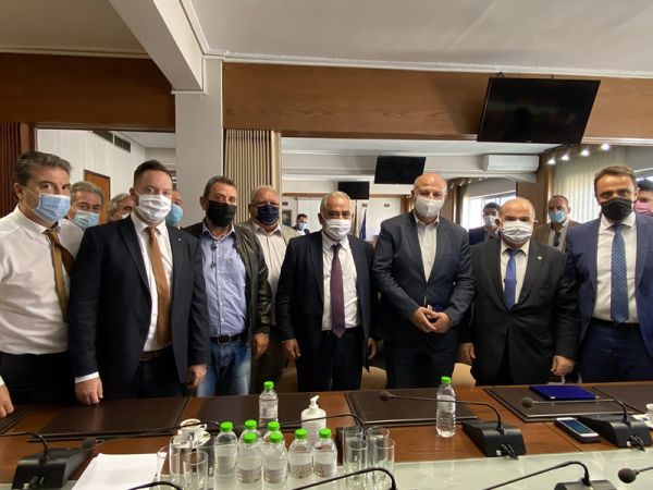 Το Επαγγελματικό Επιμελητήριο Αθηνών δίπλα στους κατοίκους και τις επιχειρήσεις της Καρδίτσας