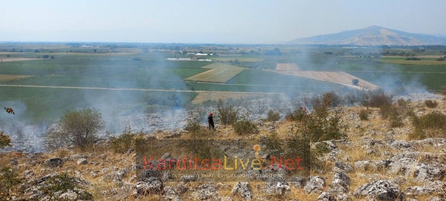 Σε εξέλιξη πυρκαγιά το μεσημέρι της Πέμπτης (20/8) κοντά στην Τ.Κ. Μεταμόρφωσης