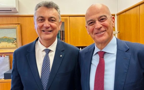 Συνάντηση εργασίας πραγματοποίησε ο Γιώργος Κωτσός με τον Νίκο Δένδια
