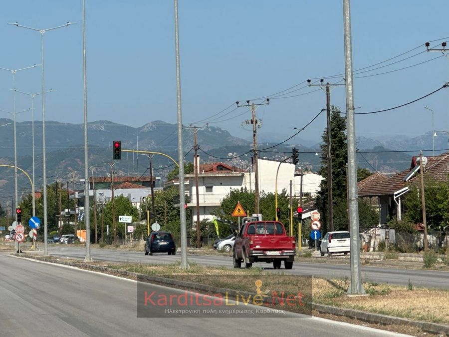 Εκτός λειτουργίας προειδοποιητικός σηματοδότης στον περιφερειακό της Καρδιτσομαγούλας (+Φωτο +Βίντεο)