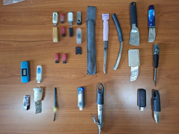10 αυτοσχέδια μαχαίρια βρέθηκαν στις φυλακές Τρικάλων μετά από στοχευμένη επιχείρηση