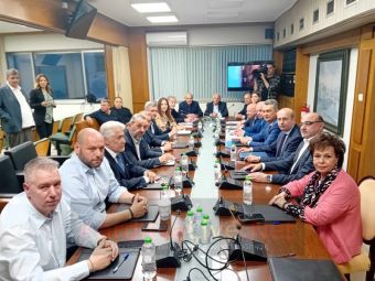 Κ. Χατζηδάκης από την Καρδίτσα: «Εξασφαλίσαμε 2,3 δις ευρώ για την αποκατάσταση των ζημιών στη Θεσσαλία» (+Φωτο +Βίντεο)