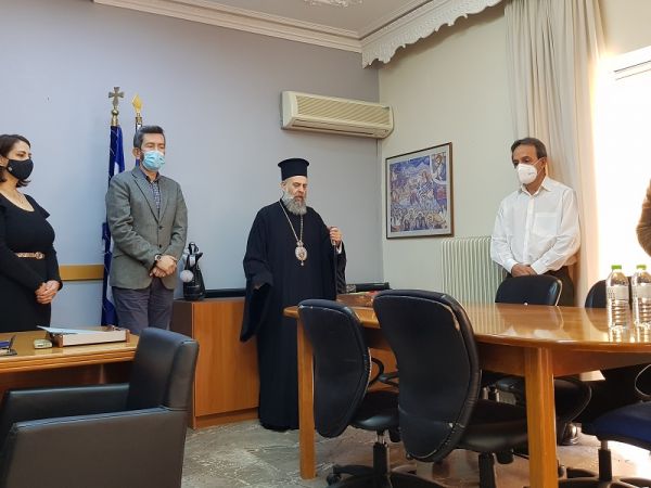 Η Διεύθυνση Π.Ε. Καρδίτσας έκοψε την πρωτοχρονιάτικη πίτα