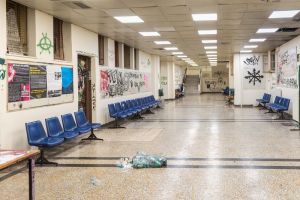 Έρευνα σε υπό κατάληψη χώρους του Οικονομικού Πανεπιστημίου Αθηνών πραγματοποίησε η ΕΛ.ΑΣ. (+Φώτο)