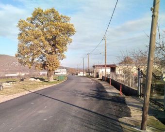 Ασφαλτοστρώνεται ο δρόμος προς Αμπελικό