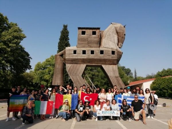 Στην Τροία και την Έφεσο μαθητές και εκπαιδευτικοί του 1ου Γυμνασίου Σοφάδων