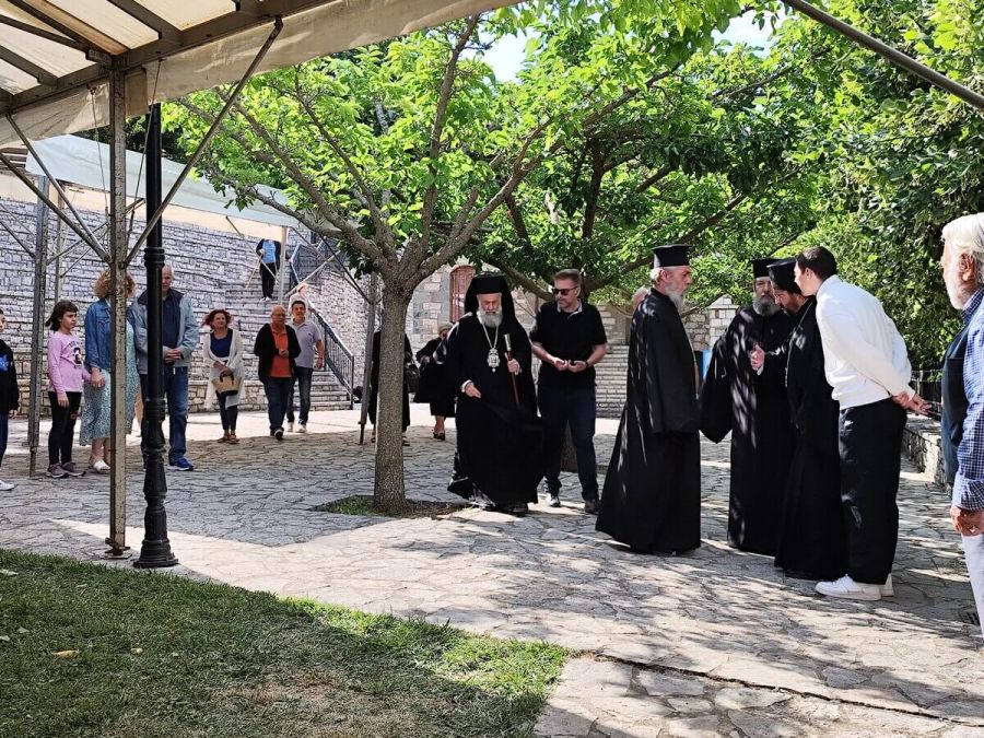 Η θαυματουργή Εικόνα της Παναγίας Πετριλιωτίσσης - Φαναριωτίσσης πορεύεται στο Φανάρι