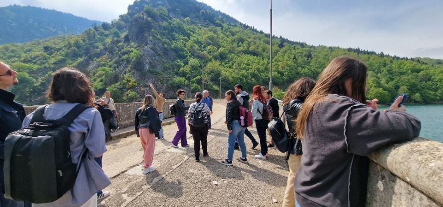 Επίσκεψη στη λίμνη Πλαστήρα πραγματοποίησαν φοιτητές του Π.Μ.Σ. «Προστασία Περιβάλλοντος και Βιώσιμη Ανάπτυξη» του Α.Π.Θ.