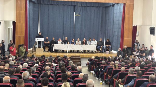 Πανελλαδική σύσκεψη αγροτών στη Νίκαια Λάρισας: Μπλόκα σε διάφορα σημεία της χώρας από 30 Νοεμβρίου