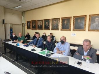 «Φρενάρουν» άδειες και μεταβιβάσεις οι ασυμφωνίες ρυμοτομικών και πολεοδομικών γραμμών στο Δήμο Καρδίτσας