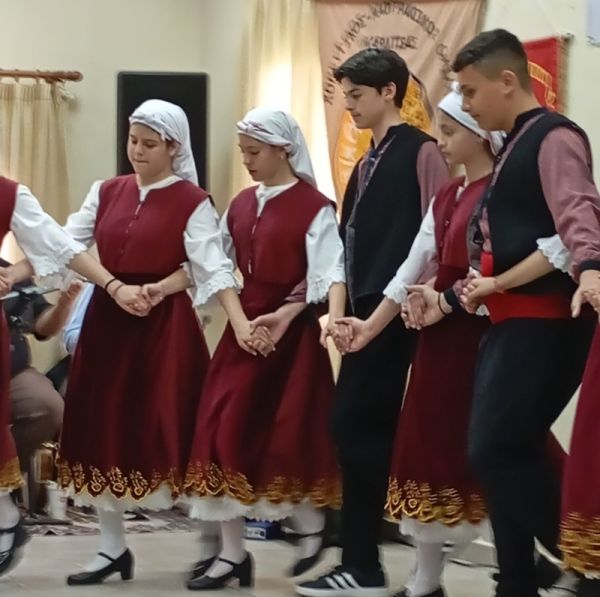 Με επιτυχία το «1ο Παιδικό-Εφηβικό Φεστιβάλ Παραδοσιακών Χορών» στο Λεοντάρι