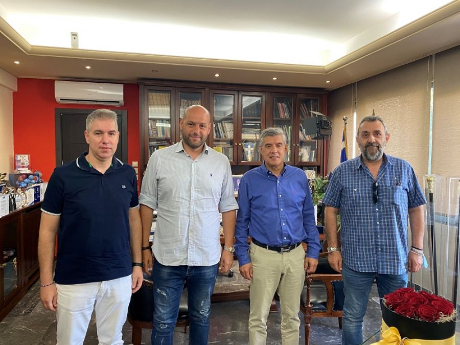 Συνάντηση εργασίας μελών της διοίκησης του Επιμελητηρίου Καρδίτσας με τον Περιφερειάρχη Θεσσαλίας