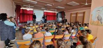 Δράσεις ενημέρωσης για τα αδέσποτα ζώα στο μαθητικό περιβάλλον, από το σωματείο «Διασώζω» και το Δήμο Καρδίτσας