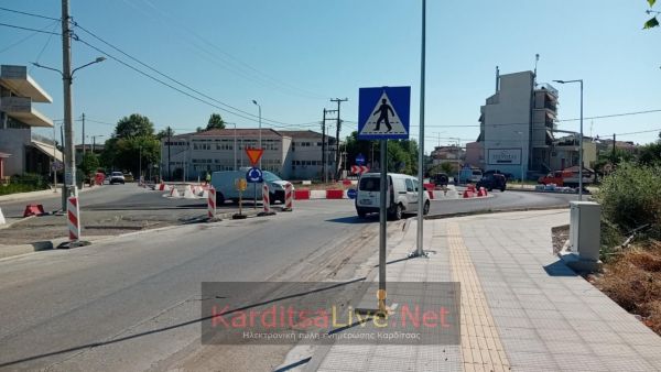Δήμος Καρδίτσας: Προσοχή στην προτεραιότητα στο νέο κόμβο της Αγίας Παρασκευής