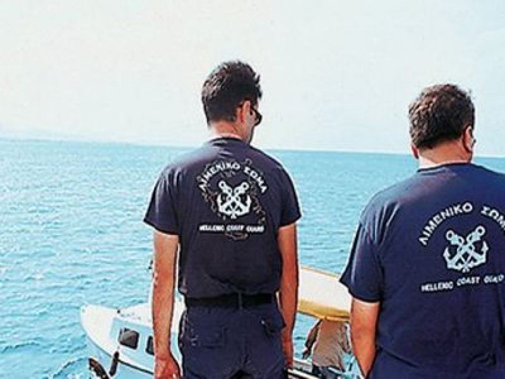 Ένας νεκρός και ένας αγνοούμενος στις Οινούσσες