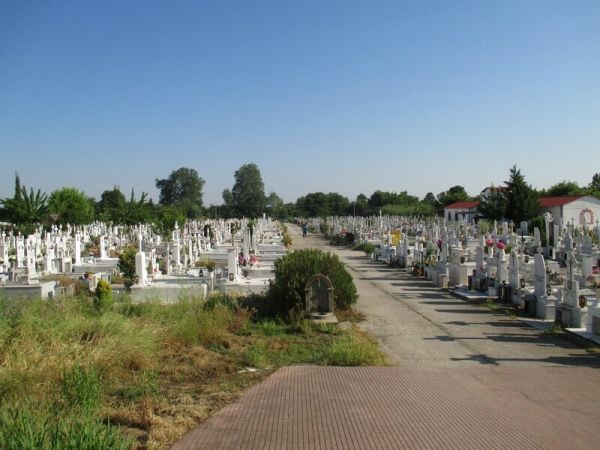 Λύση για τη συγκέντρωση υδάτων στο Α’ Κοιμητήριο προγραμματίζει η Δημοτική Αρχή Καρδίτσας