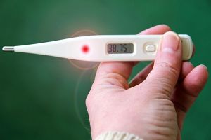 Γρίπη, RSV, COVID-19: Η «Τρι-δημία» απασχολεί τους ειδικούς