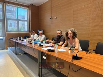 "Ναι" στην παραχώρηση του προαύλιου χώρου του 3ου Δ.Σ. Καρδίτσας για πολιτιστική εκδήλωση με οριακή πλειοψηφία