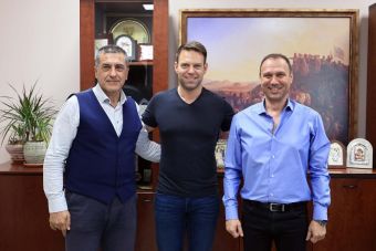 Συνάντηση του Περιφερειάρχη Θεσσαλίας Δ. Κουρέτα με τον Δήμαρχο Παλαμά, παρουσία του Στ. Κασσελάκη