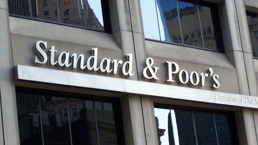 Διπλή υποβάθμιση των προοπτικών της Ελλάδας από S&amp;P και DBRS – Πρόβλεψη για ύφεση 9%
